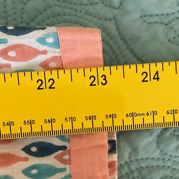 Roller Rabbit Modern Style Pattern Womens Size M Shoal Of Fish Colorful Shirt - Picture 9 of 9